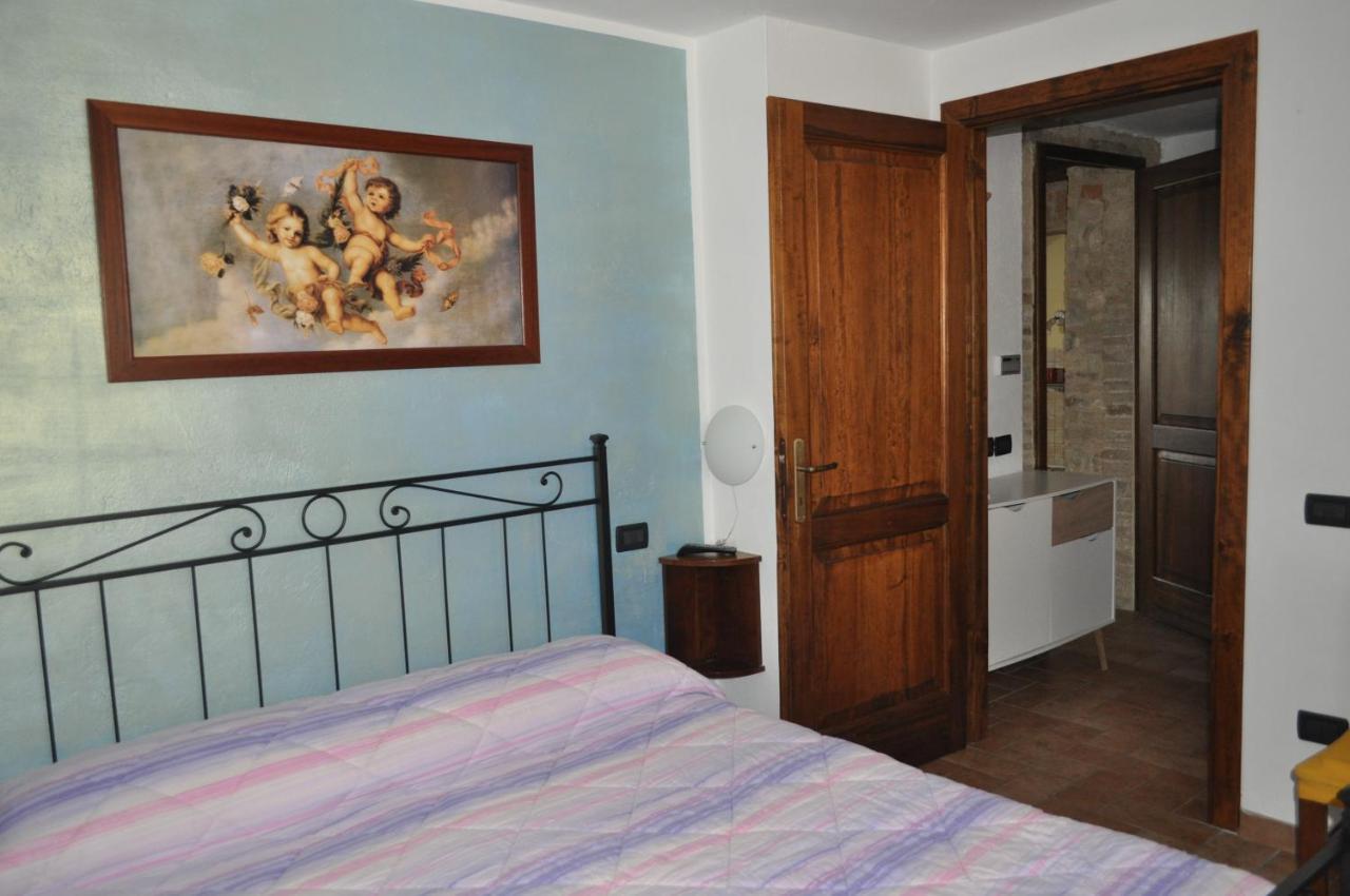 Farm Stay Il Carro Del Colle โกลเลวาเลนซา ภายนอก รูปภาพ