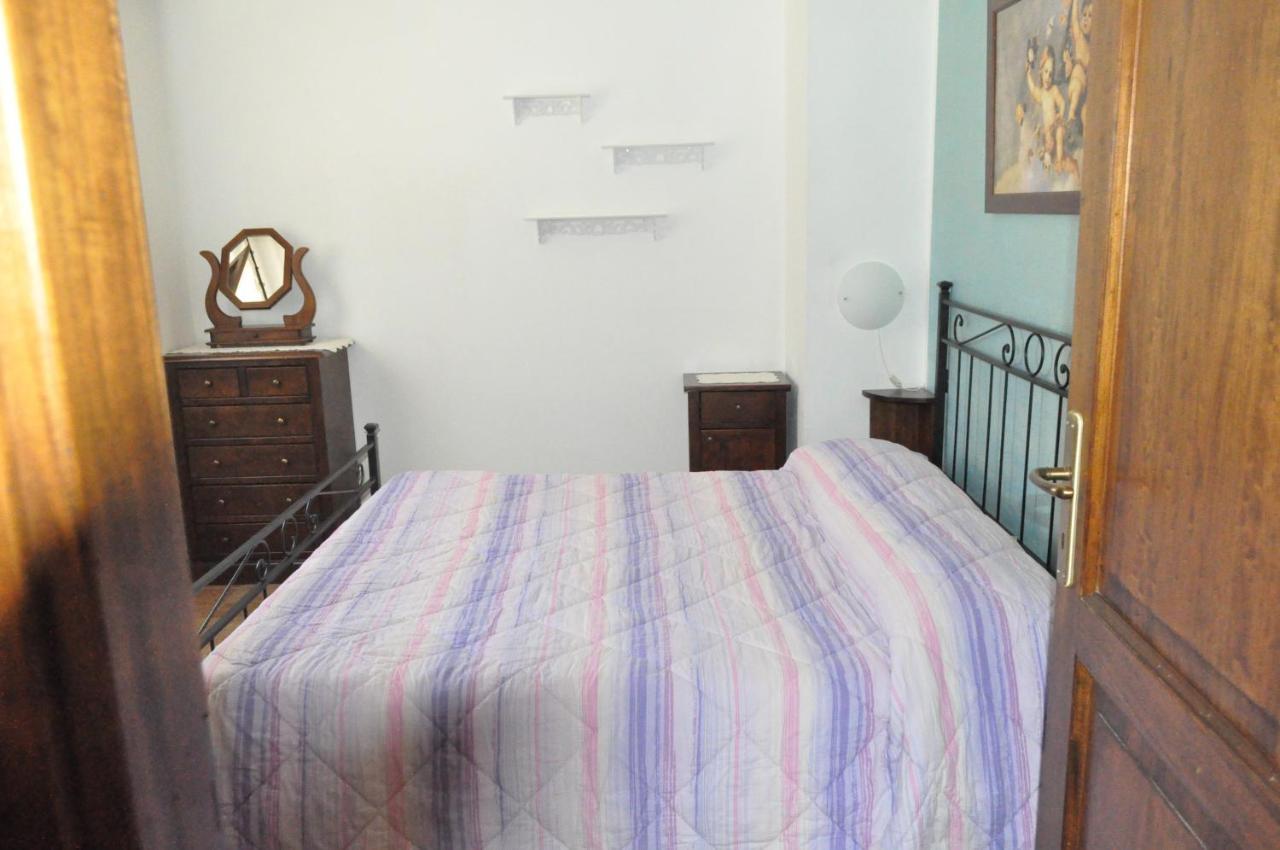 Farm Stay Il Carro Del Colle โกลเลวาเลนซา ภายนอก รูปภาพ